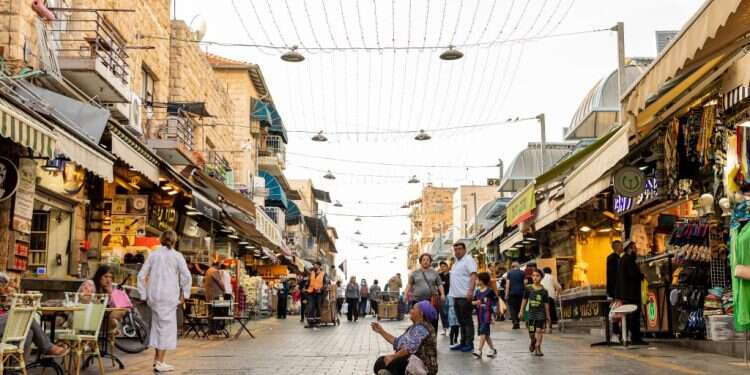 שוק מחנה יהודה. צילום: נעמה שטרן דברים שלמדתי בעשרה חודשים של מגורים בעיר הקודש