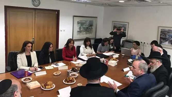 הוועדה למינוי דיינים, ארכיון. צילום: יח הצעת חוק: נציגי לשכת עורכי הדין יוצאו מהוועדה לשינוי דיינים