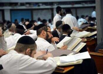 לעיתים נתקל בהתנגדויות: הרב שמעביר שיעור דף יומי כל יום באותו הקו