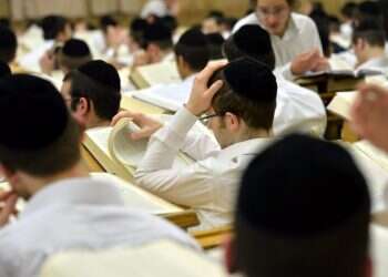 לעיתים נתקל בהתנגדויות: הרב שמעביר שיעור דף יומי כל יום באותו הקו