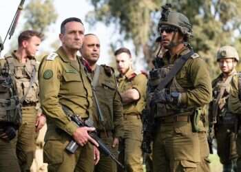 הרמטכ"ל החליט לתגבר כוחות בגבול הצפון | 161 אנשי מילואים בחיל האוויר חתמו על מכתב סרבנות