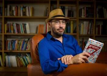 מיזם "הקיפוד והשועל" מביא לשמואל רוזנר קהל איכותי של סקרנים