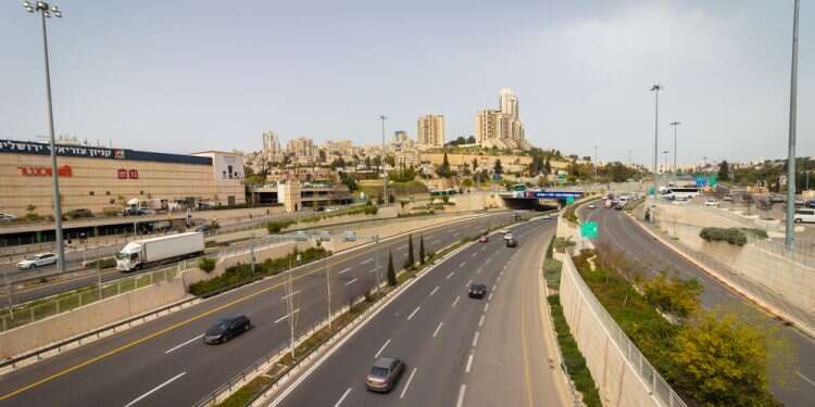 מה שמה הרשמי של כיכר החתולות, ועוד תשע שאלות – טריוויה ליום ירושלים