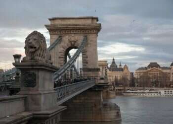 האם הונגריה תודיע על העברת שגרירותה לירושלים בזמן ביקור השר כהן במדינה?