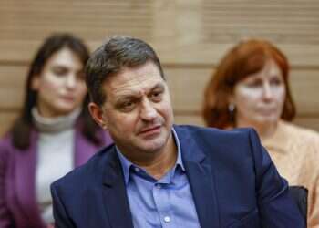 יושב ראש מרכז השלטון המקומי, חיים ביבס. צילום: אוליבייה פיטוסי /פלאש 90 מאבק בקרן הארנונה? עשרות רשויות לא הצטרפו לשביתת מרכז השלטון המקומי