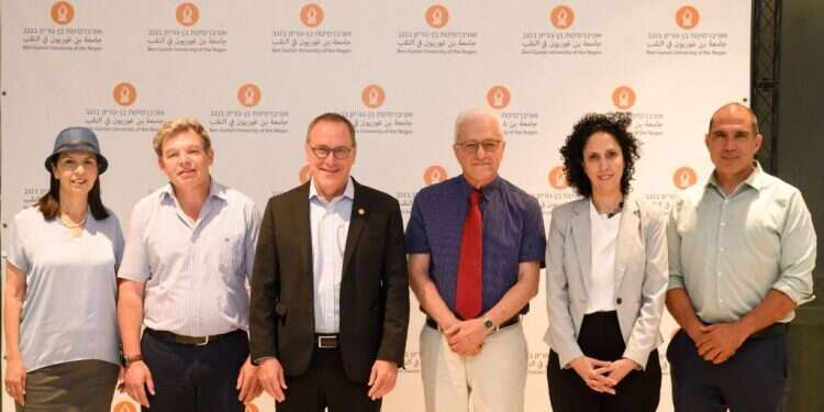 כנס 'חרדים באקדמיה': "איך נזהה את זוכה פרס נובל העתידי?"