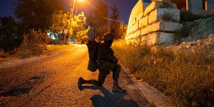 פעילות צה 17 מחבלים נעצרו ביהודה ושומרון, שניים חוסלו