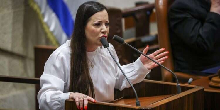 טלי גוטליב. צילום: דוברות הכנסת - נועם מושקוביץ' שרן השכל צודקת, אבל הפרובוקציה החיננית שלה רק תזיק להורים עובדים