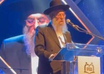 מנהיג חרדי בקריאה נדירה: "לצאת לעבוד זה לכתחילה"