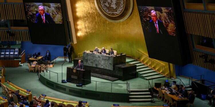 עצרת האו הורדת חוק העמותות היא ביטוי לחולשתו הפנימית של הימין