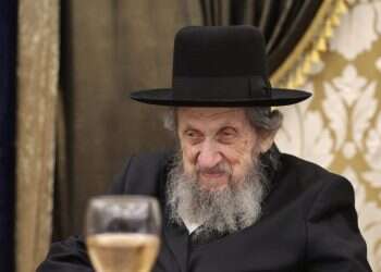 המורד הנצחי והאאוטסיידר מאמריקה כבשו יחד את הנהגת הציבור הליטאי