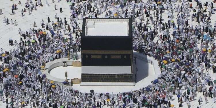 הכעבה במכה. צילום: איי.פי בביט או פייבוקס: איך תשלמו על קורבן פסח