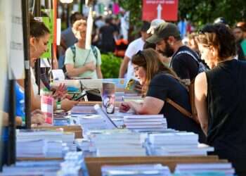 מצעד המומלצים: מבקרי הספרים בוחרים את ספר השנה