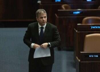 שר החינוך: "יש השתקה של צד אחד באקדמיה – אני הולך להילחם בזה"