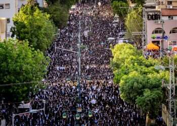ההווייה החרדית בארץ נעשתה בהדרגה לפוניבז' אחת גדולה