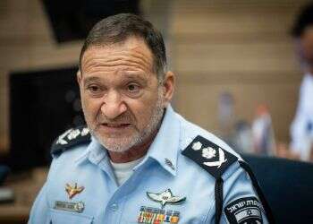 המפכ"ל הכריז על פרישתו: "אין בכוונתי להמשיך שנה רביעית בתנאים האלה"