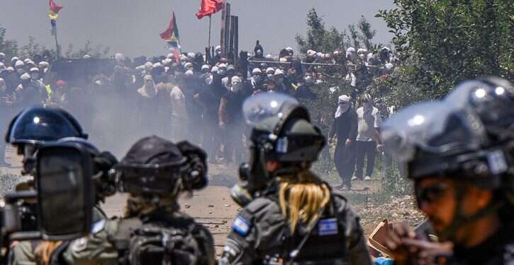 התפרעויות הדרוזים בגולן. צילום: איל מרגולין, פלאש 90 "חברה פרטית משתמשת ב-1,300 שוטרים להגנה עצמית, בזמן שהפשיעה משתוללת"