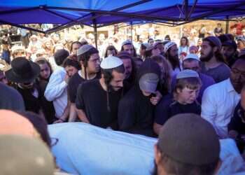 לוויית נחמן שמואל מורדוף שנרצח בפיגוע בעלי. צילום: יונתן זינדל - פלאש 90