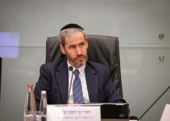 "לדאוג שילדינו יכירו את מורשתו של מרן": הכנסת דנה בהצעת חוק להנצחת הרב עובדיה יוסף