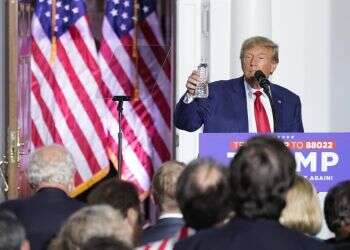 מאז שהוגש נגדו כתב אישום: טראמפ גייס 7 מיליון דולר מתומכיו