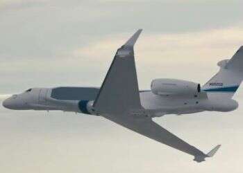 צפו: המטוס שישנה את תמונת המודיעין בדרך לתקיפה באיראן