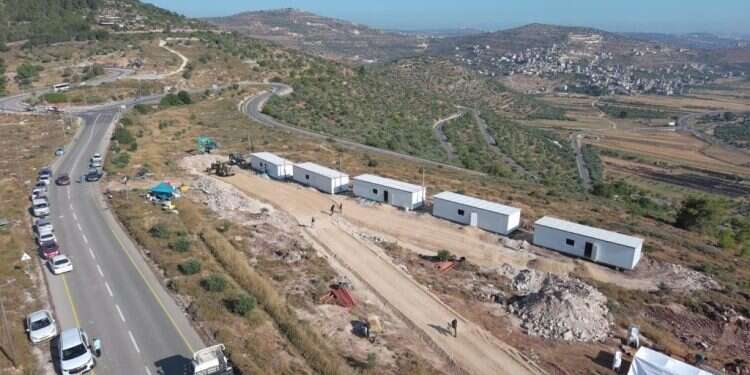 במבצע לילי: שכונה חדשה עלתה לקרקע סמוך למקום הפיגוע בעלי