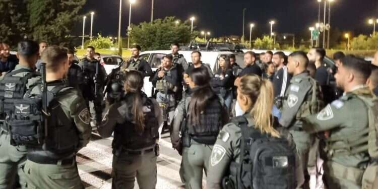 כוחות משטרה ומג מבצע להחרמת כספי טרור: כוחות המשטרה תפסו מאות אלפי שקלים