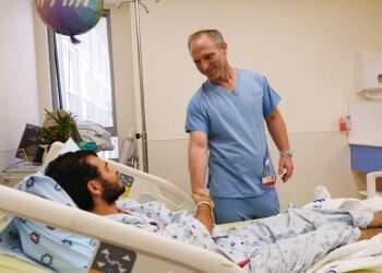 "הרגשנו את החיבוק": הפצוע הקשה ביותר מהפיגוע בעלי שוחרר לביתו