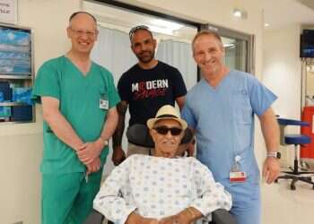 הנס של דוד בן ה-80: נפצע אנושות בפיגוע – היום השתחרר מבית החולים