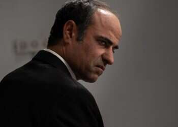 המשבר הכי גדול עבור היוצרים של "אלף" היה בשאלה איך לסיים את הסדרה