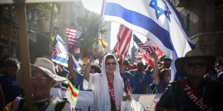 נוצרים אוונגליסטים בירושלים. צילום: הדס פרוש פלאש 90 לפני שנאבד את האוונגליסטים הצעירים