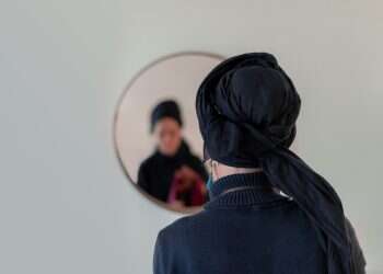 אילוסטרציה. צילום: שאטרסטוק "אחת מהן התחילה לצעוק עליי 'תעיפי את המגדל שיש לך על הראש'"