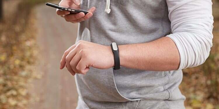 צילום: שאטרסטוק מחקר חדש: 10,000 צעדים ביום זה לא רק מיותר, אלא עלול להזיק