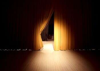 מי אמר שלמפגינים נגד הרפורמה יש שעוני רולקס?