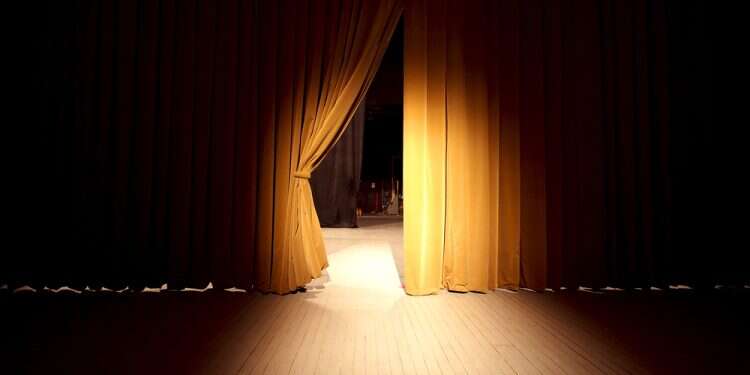 מי אמר שלמפגינים נגד הרפורמה יש שעוני רולקס?