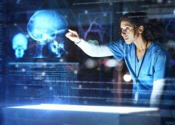 ד"ר GPT: הבינה המלאכותית נכנסת לחדר הרופא