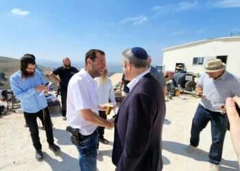 אורח מפתיע: ח"כ גלעד קריב ממפלגת העבודה ביקר בחומש