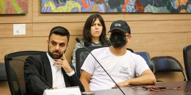 הדיון בוועדת החינוך בכנסת. צילום: נועם מושקוביץ, דוברות הכנסת ערבי בוגר מערכת החינוך במזרח ירושלים העיד בכנסת: "הוציאו אותנו מהכיתה לזרוק אבנים"