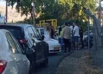 "אם מותר להם שמה, גם לנו מותר": אנשי ימין חוסמים כתגובה את הכניסה לקיבוצים