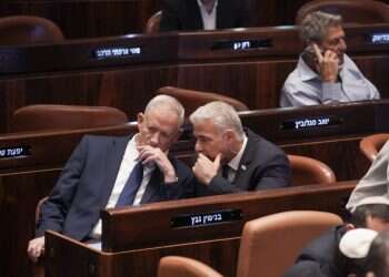 "לקבוע עובדות בשטח": התוכנית של מנסור עבאס להקמת מדינה פלסטינית