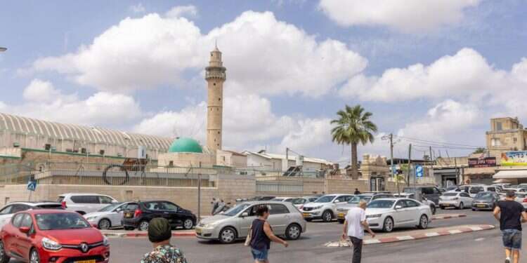 מסגד בעיר רמלה. צילום: יוסי אלוני, פלאש 90 תושב רמלה התלונן על רעש המואזין – ומבקר המדינה הציע "לקיים שיח משותף"