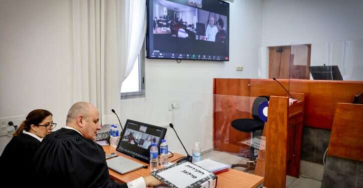 עורך דינו של נתניהו זעם על הפרקליטות: "אפילו הסיטרא אחרא לא יכול לקרוא ככה"