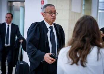 עו"ד בן צור תקף בחקירה הנגדית: אין לך שום מידע חוץ מאשר 'אמרו לי'