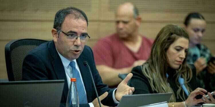 עו המשנה ליועמ"שית: "תפקידה לייצג את האינטרס הציבורי". רוטמן: "לא מכיר תפקיד כזה"