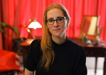 החוקרת שלמדה לפענח את התלמוד – בעזרת עטלפים