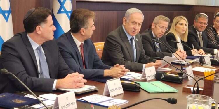 נתניהו: "הצבא כפוף לממשלה ולא להפך"