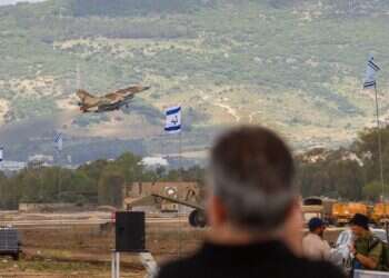 בסיס חיל האוויר ברמת דוד. צילום: פלאש 90 נמל התעופה האזרחי החדש: מה יהיה סופה של תכנית רמת-דוד?