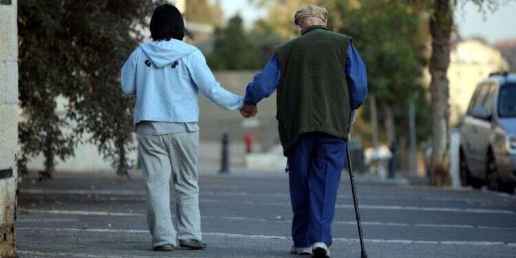 מגעגע כמו סבירות: חיות לא אוהבת את החוק, ולכן מבטלת אותו