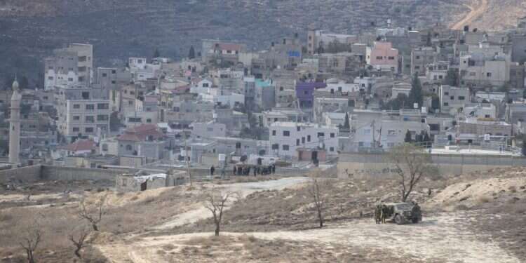 הכפר עוריף. צילום: שריה דיאמנט "בעל פוטנציאל משמעותי להבערת השטח": תושב השומרון מואשם בעבירות טרור