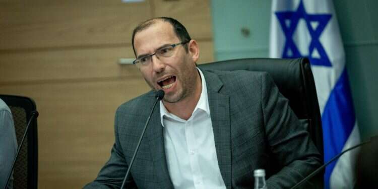 המשנה ליועמ"שית: "תפקידה לייצג את האינטרס הציבורי". רוטמן: "לא מכיר תפקיד כזה"